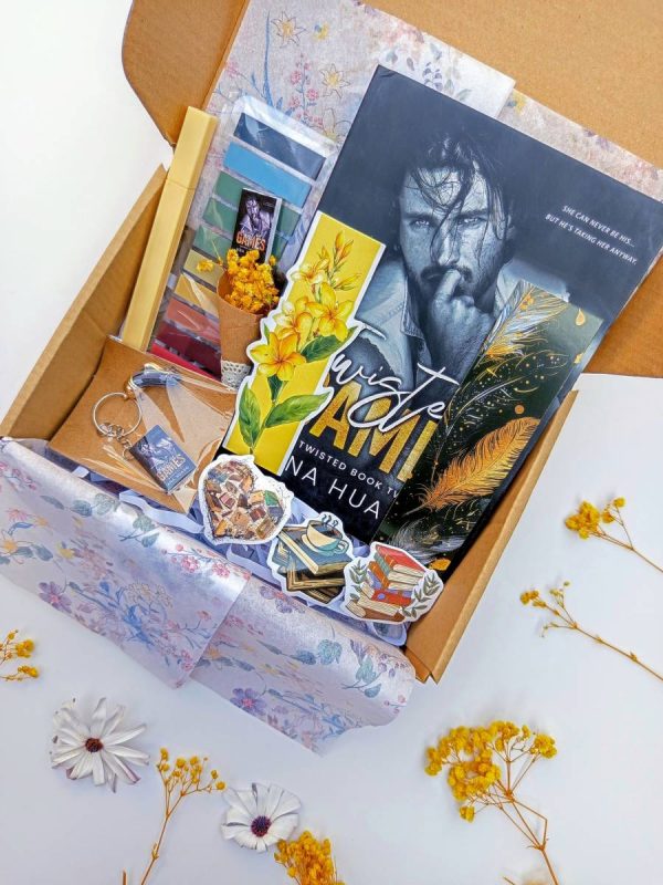 Dream Book Hamper "Twisted Games" - Image 2