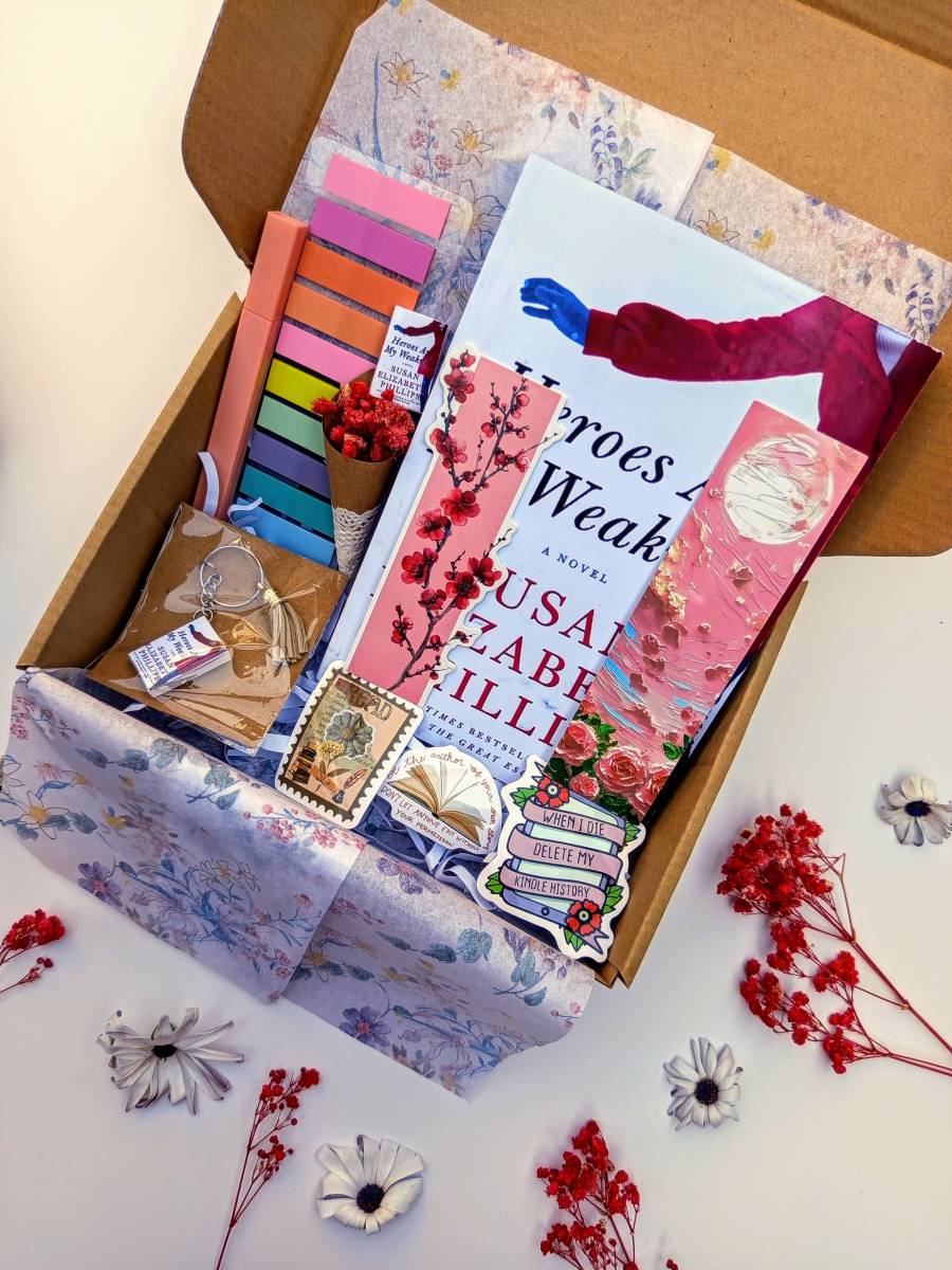 Dream Book Hamper "Heroes are my weakness"